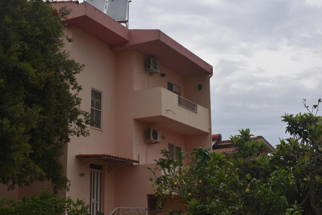 Sa Mariposa Bed & Breakfast Muravera Dış mekan fotoğraf