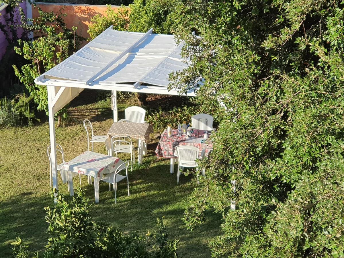 Sa Mariposa Bed & Breakfast Muravera Dış mekan fotoğraf